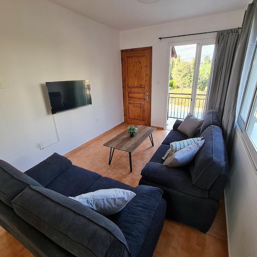 Ntoras Holiday Home Paphos Exteriör bild